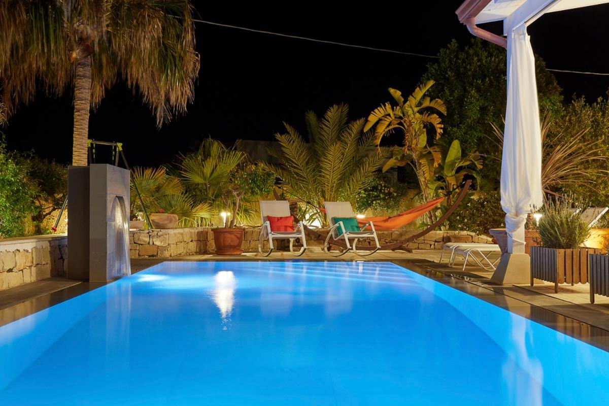 Villa Zamia Con Piscina Santa Maria Del Focallo Exterior foto
